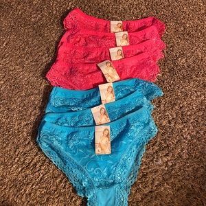 NWT l ot of 7 size Large Panties.